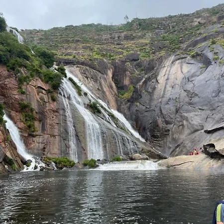 Casa De Pedra O Carballal *