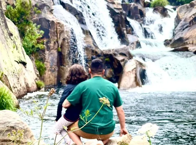 Casa De Pedra O Carballal *