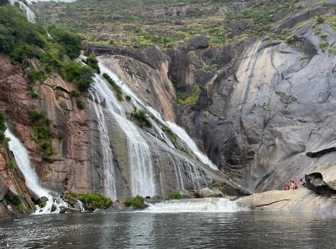 Casa De Pedra O Carballal *