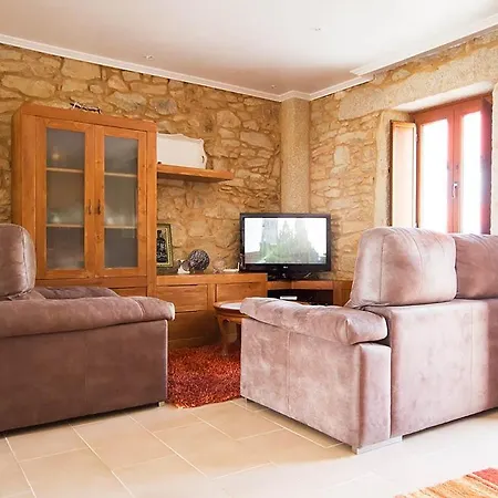 Casa De Pedra O Carballal Ferienhaus *